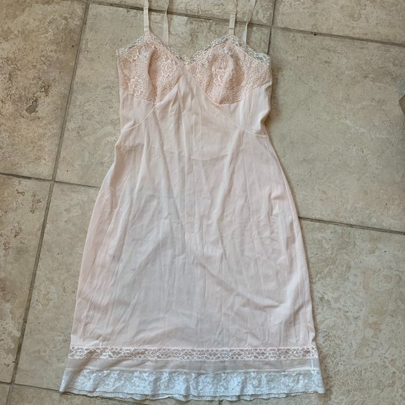 Vintage Dresses & Skirts - Vintage Pink Lace Slip Dress